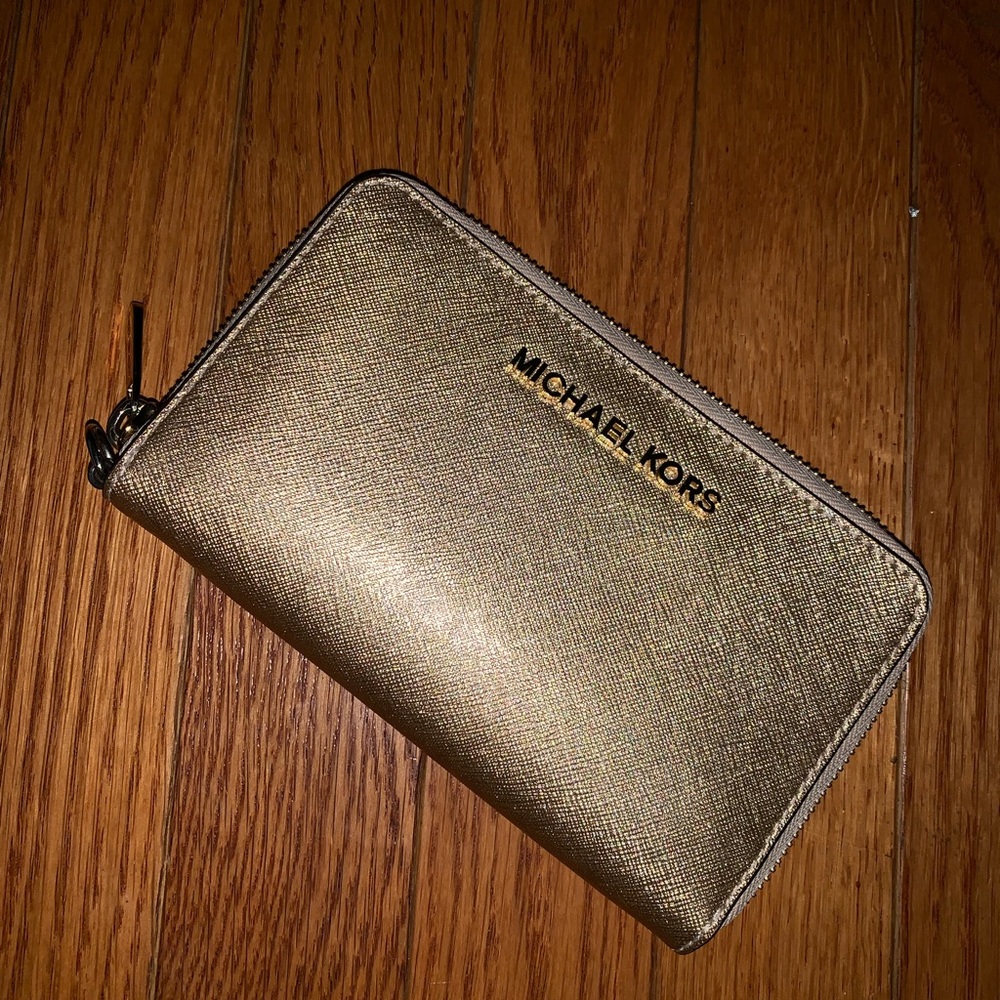 Michael Kors Wristlet - Picture 3 of 3